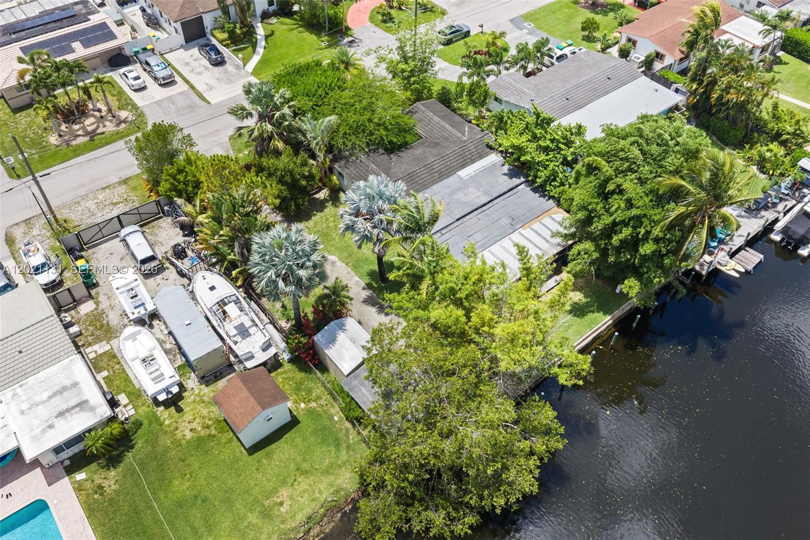 DAVIS ISLES SEC 5 - Residential