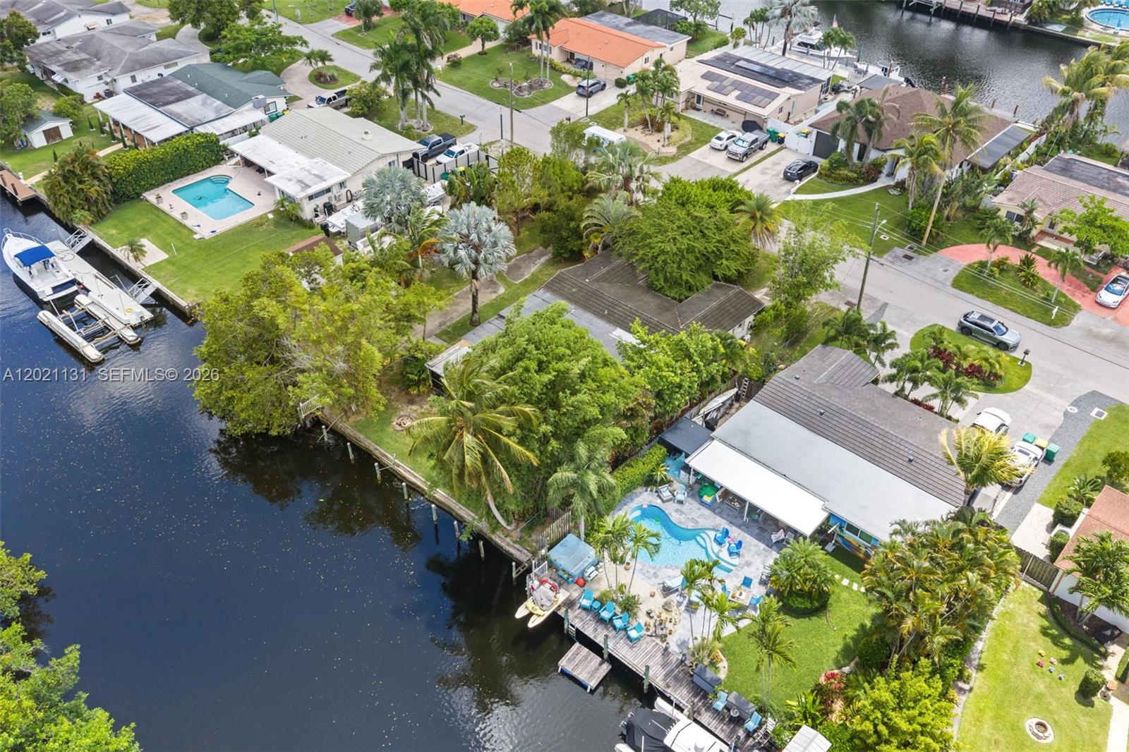 DAVIS ISLES SEC 5 - Residential