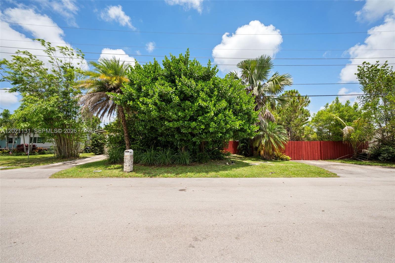 DAVIS ISLES SEC 5 - Residential