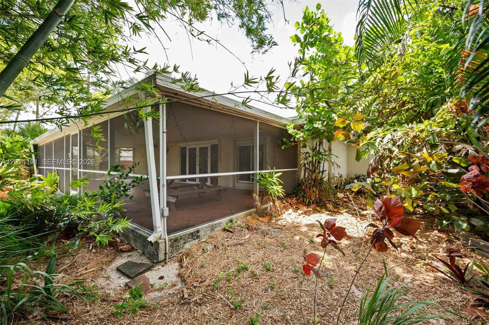 DAVIS ISLES SEC 5 - Residential