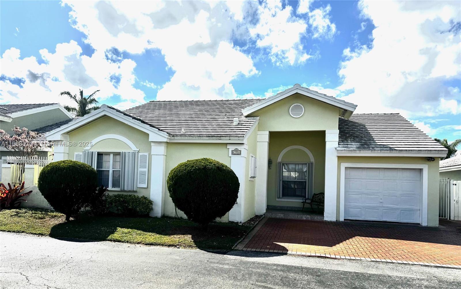 6356 Sw 114th Ave, Miami, Broward County, Florida - 3 Bedrooms  
3 Bathrooms - 
