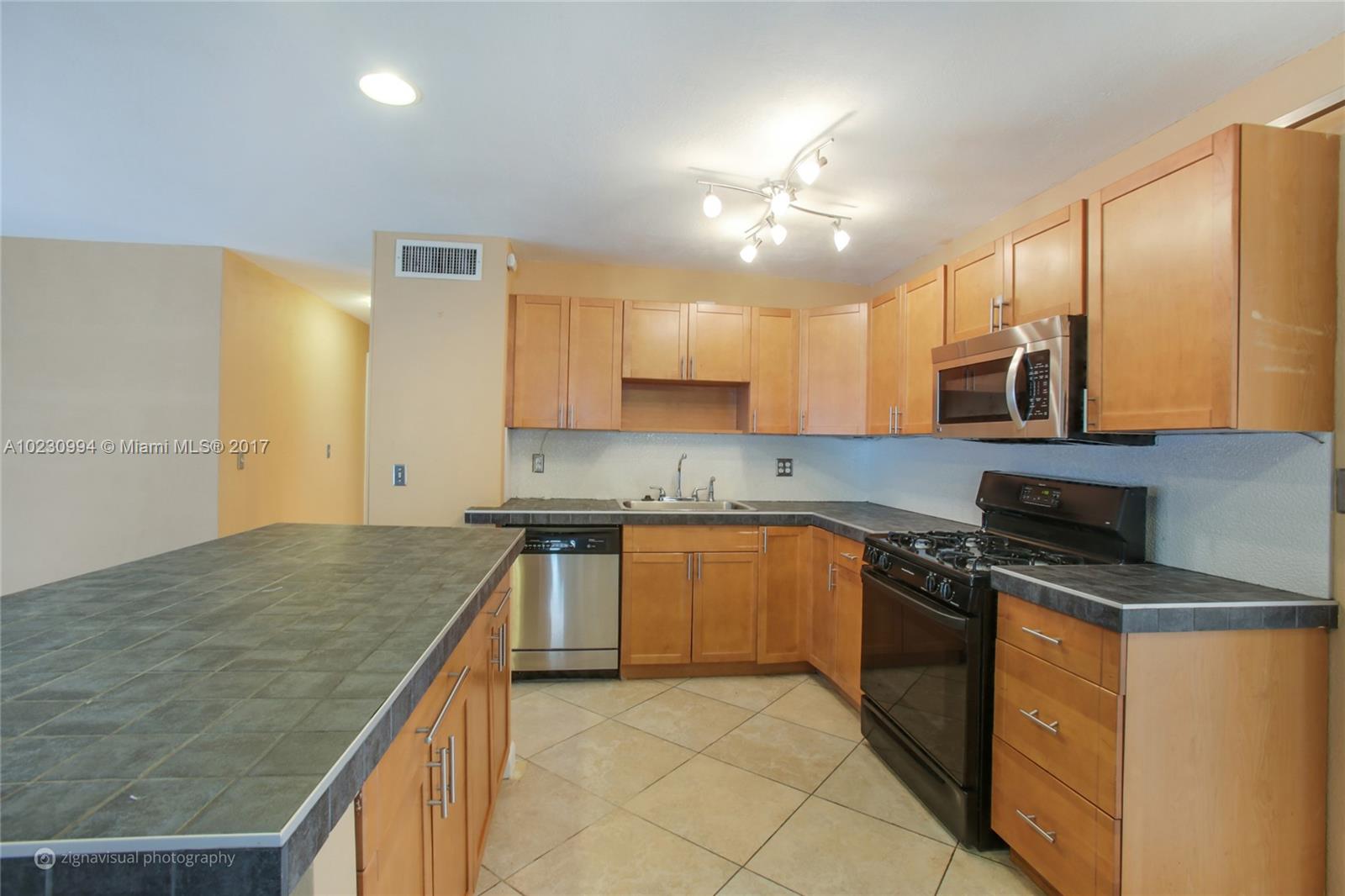 LAKE OSBORNE HEIGHTS - Residential