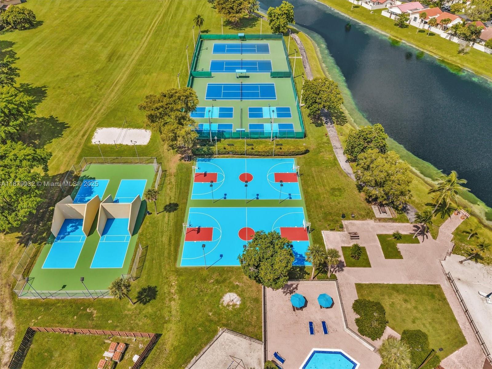 CROSSINGS PATIO HOMES SEC - Residential