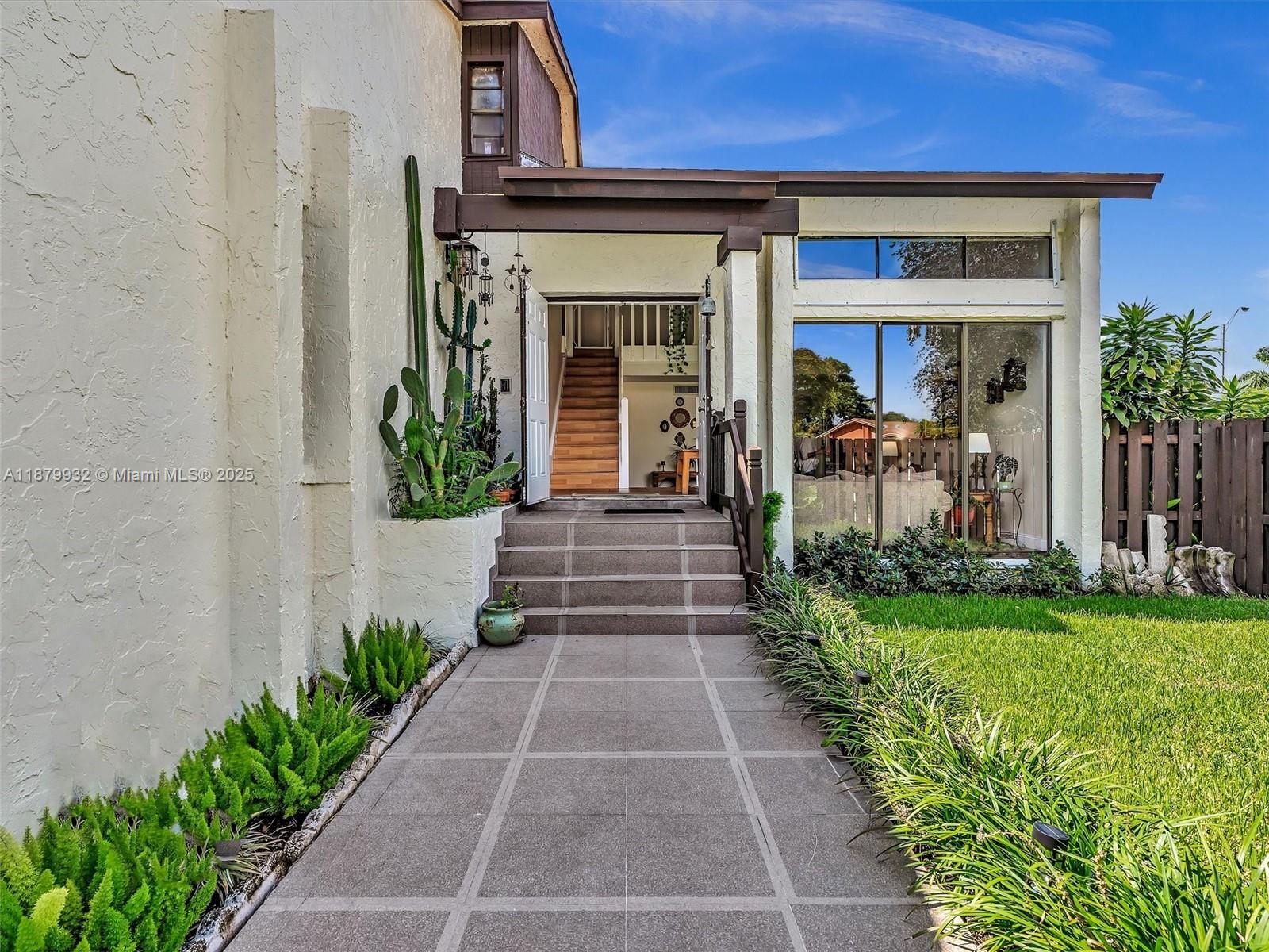 CROSSINGS PATIO HOMES SEC - Residential