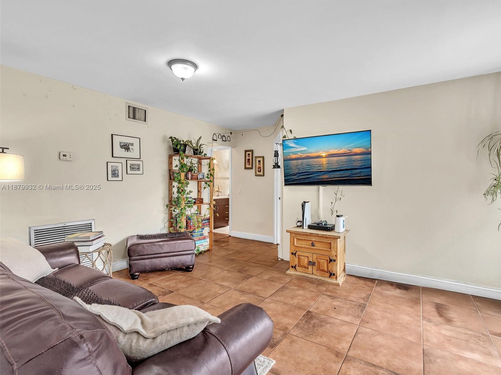 CROSSINGS PATIO HOMES SEC - Residential