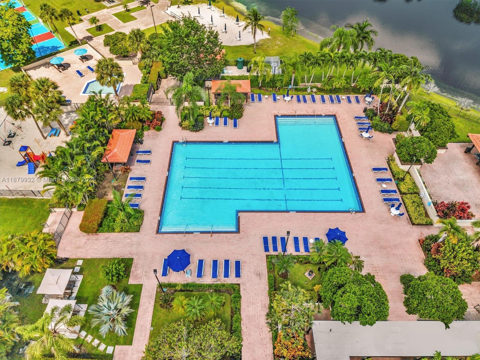 CROSSINGS PATIO HOMES SEC - Residential