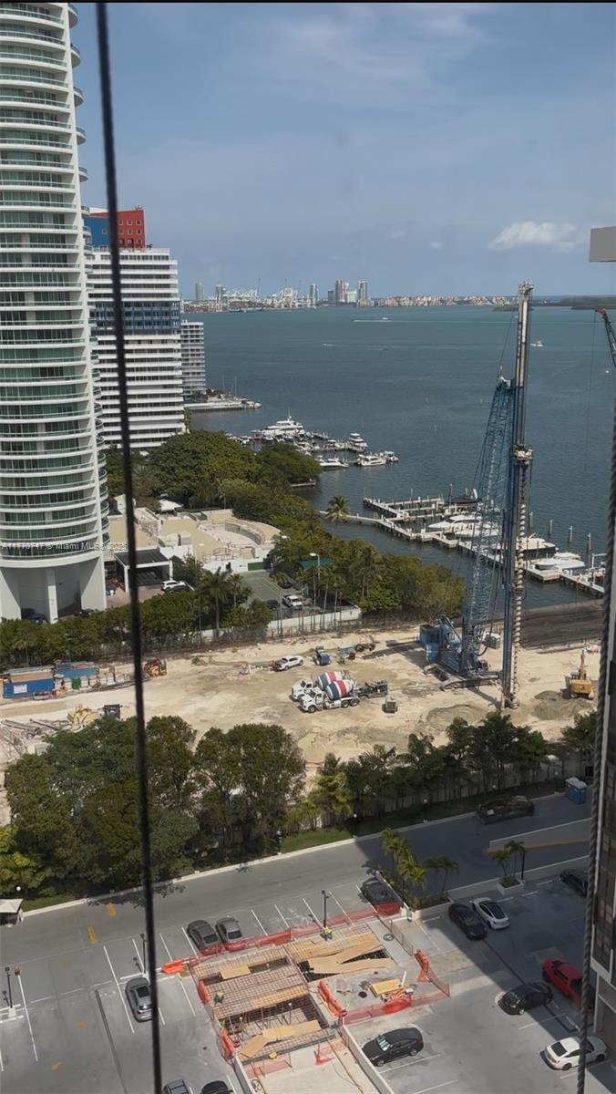 BRICKELL PLACE CONDO - Residential