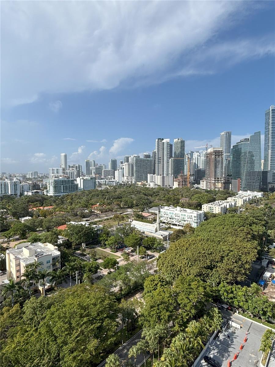 1901 Brickell Ave B2310