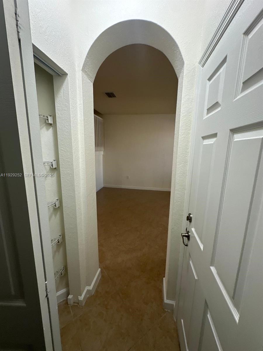 EMERALD CREEK TOWNHOMES - Residential Lease