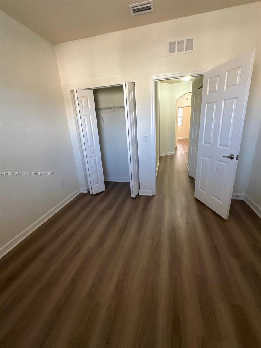 EMERALD CREEK TOWNHOMES - Residential Lease