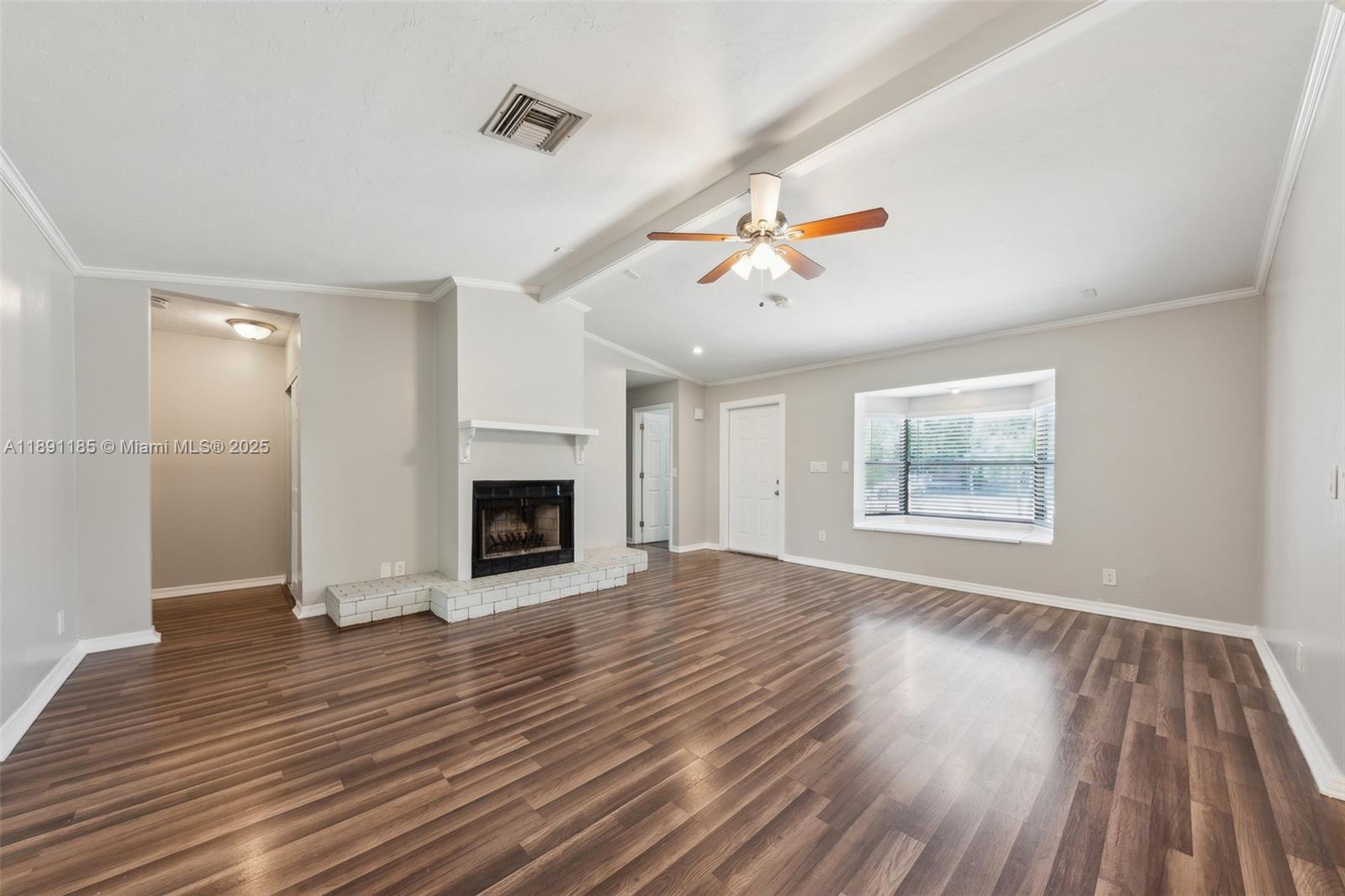 BOCA TRAILS 1 - Residential