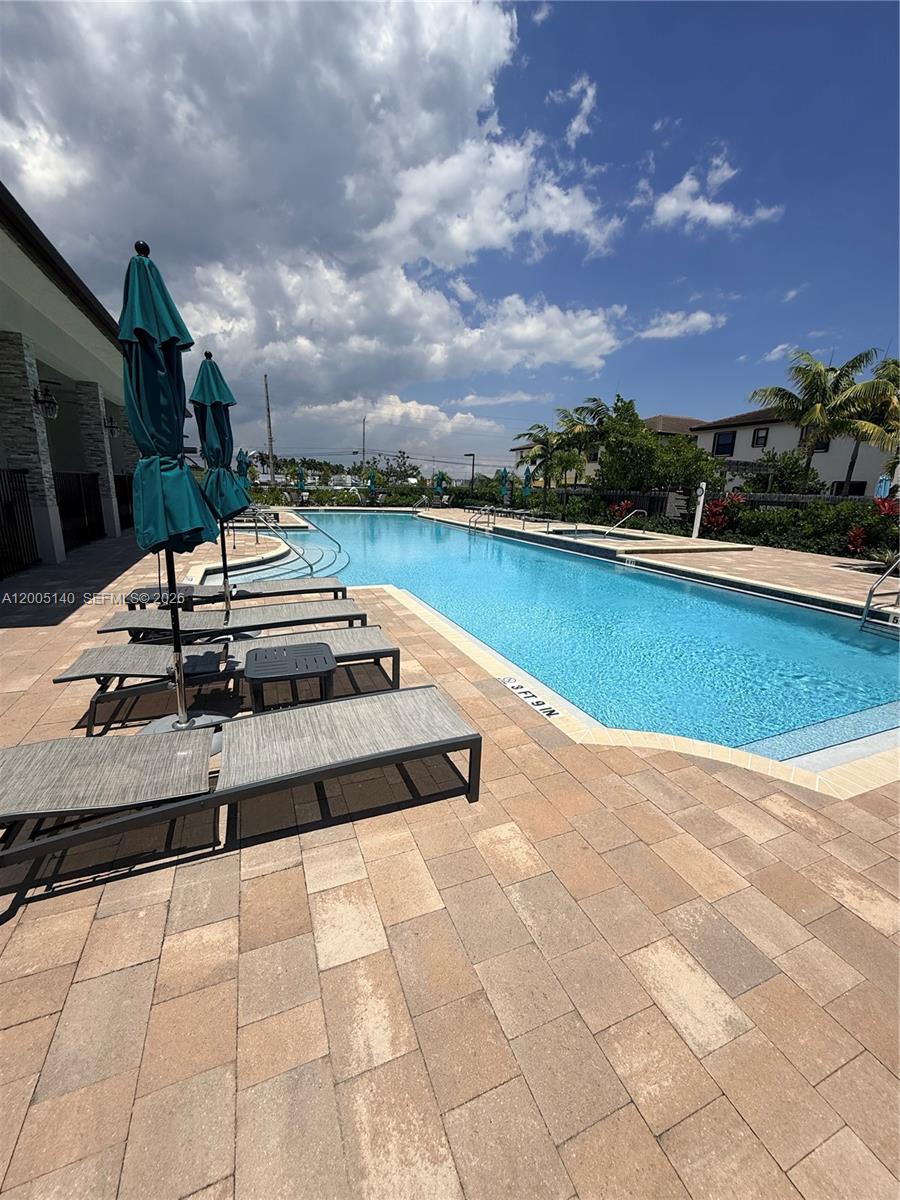 ALLAPATTAH GDNS - Residential