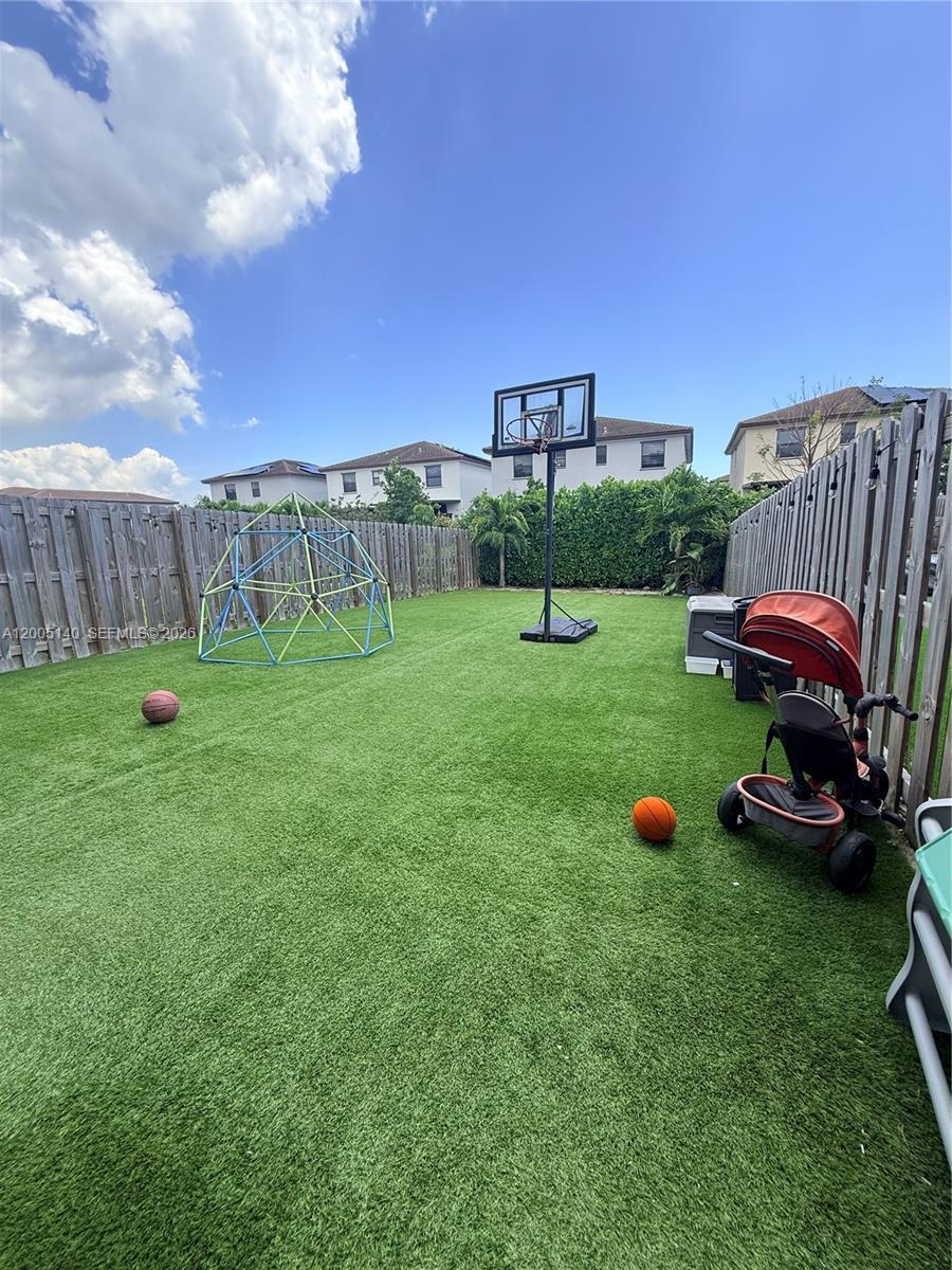 ALLAPATTAH GDNS - Residential