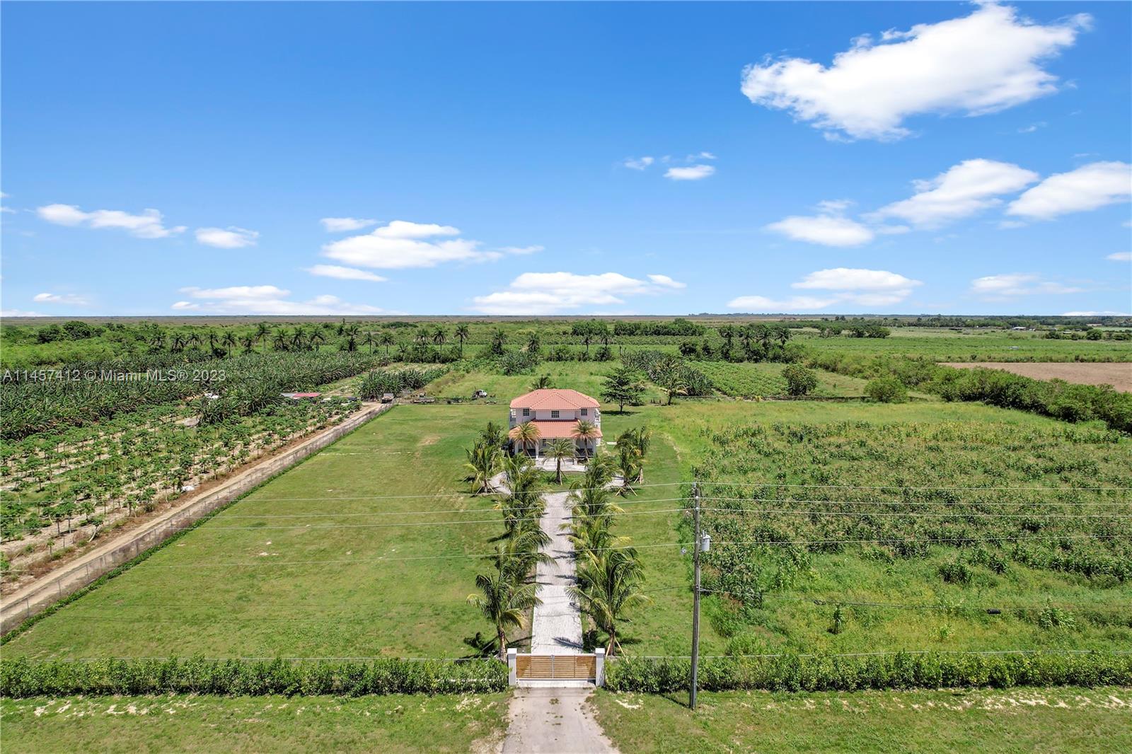 REDLAND 20 ACRES W/ HOME - Land