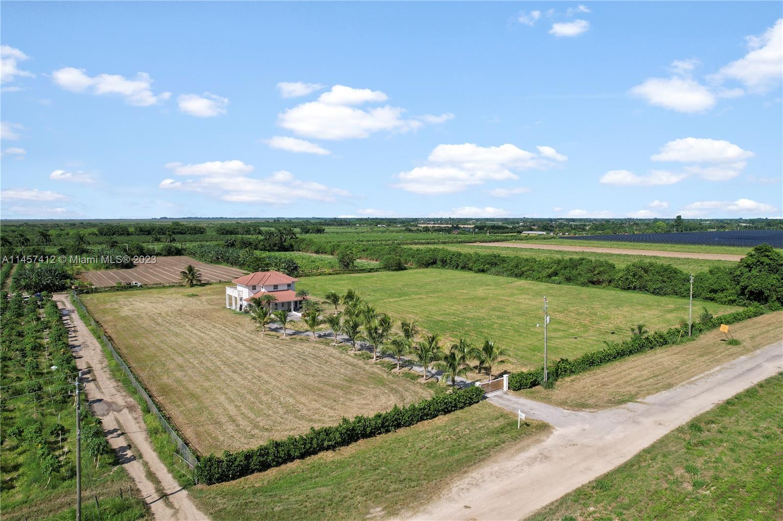 REDLAND 20 ACRES W/ HOME - Land