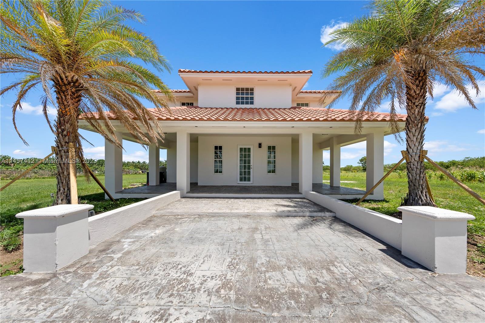 REDLAND 20 ACRES W/ HOME - Land