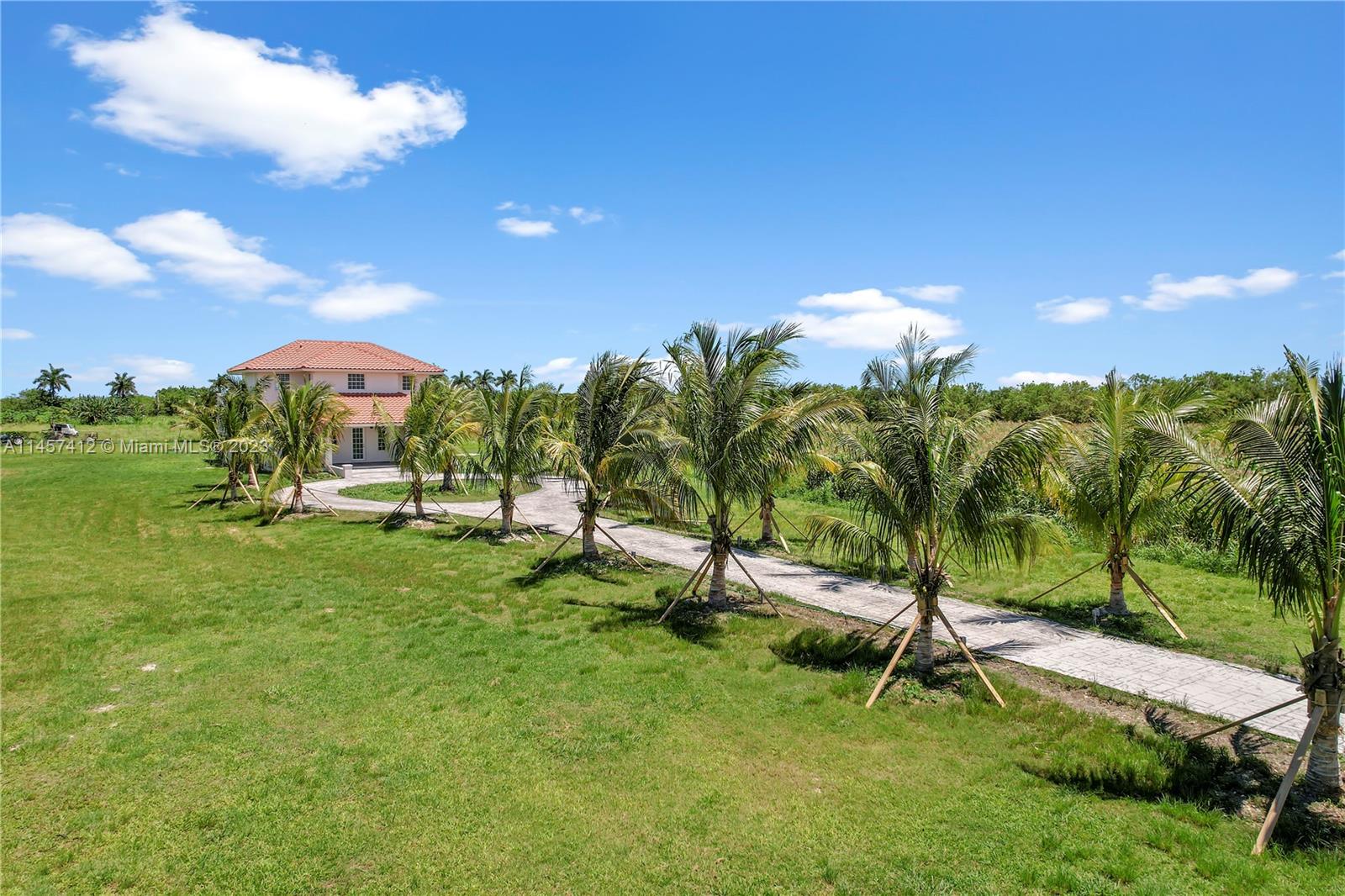 REDLAND 20 ACRES W/ HOME - Land