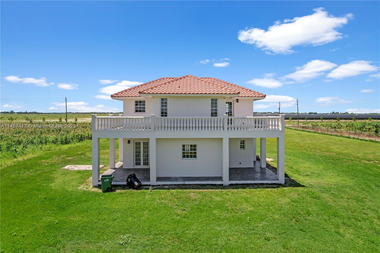 REDLAND 20 ACRES W/ HOME - Land