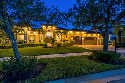 Photo of 18800 SW 41st St, Miramar, FL 33029 (MLS # A12062332)