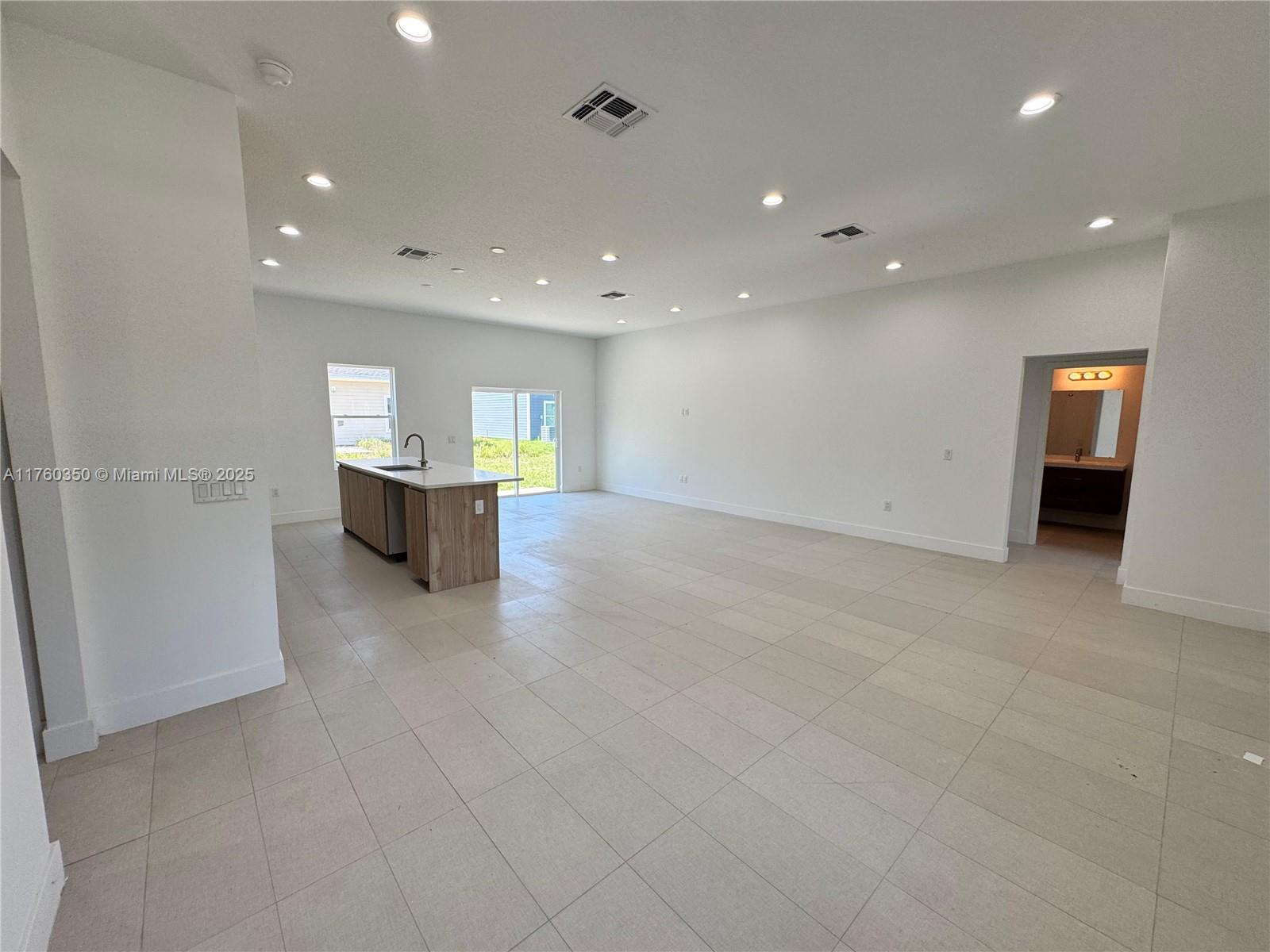 POINCIANA NBRHD 02 WEST VI - Residential