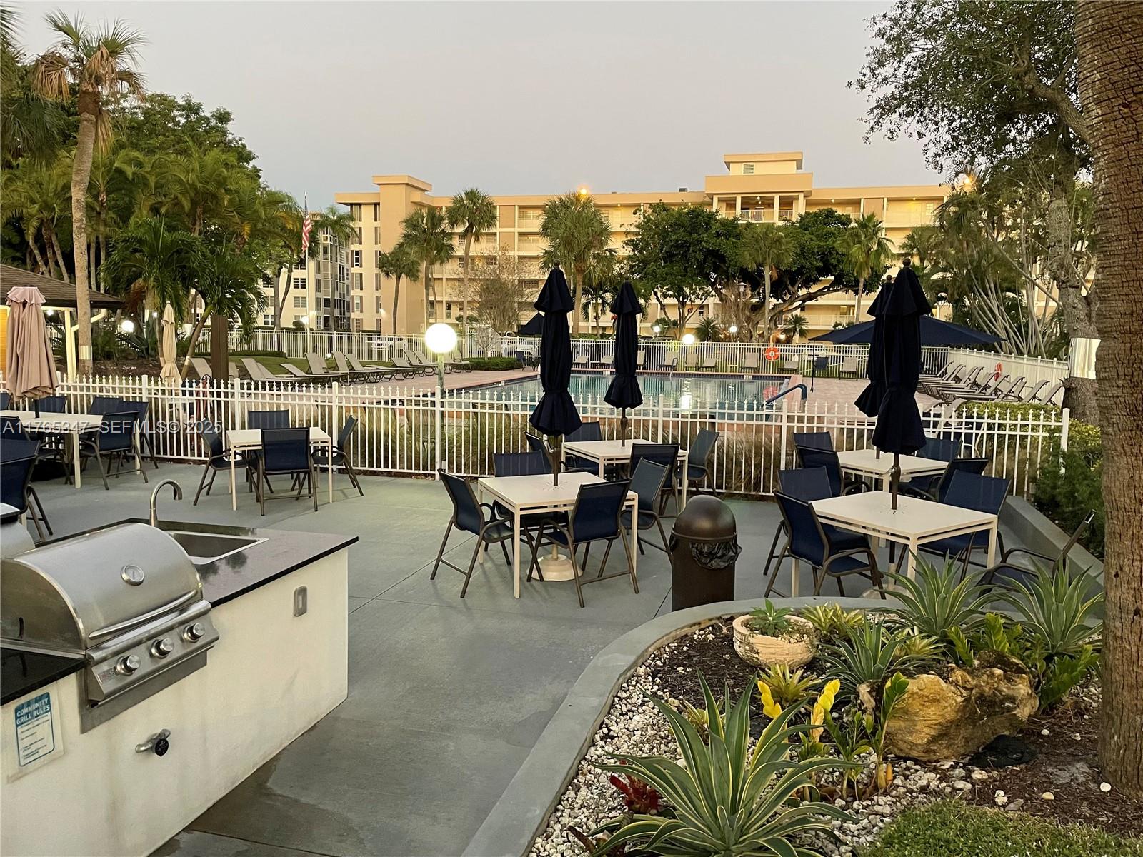 NO 22 PALM-AIRE COUNTRY C - Residential