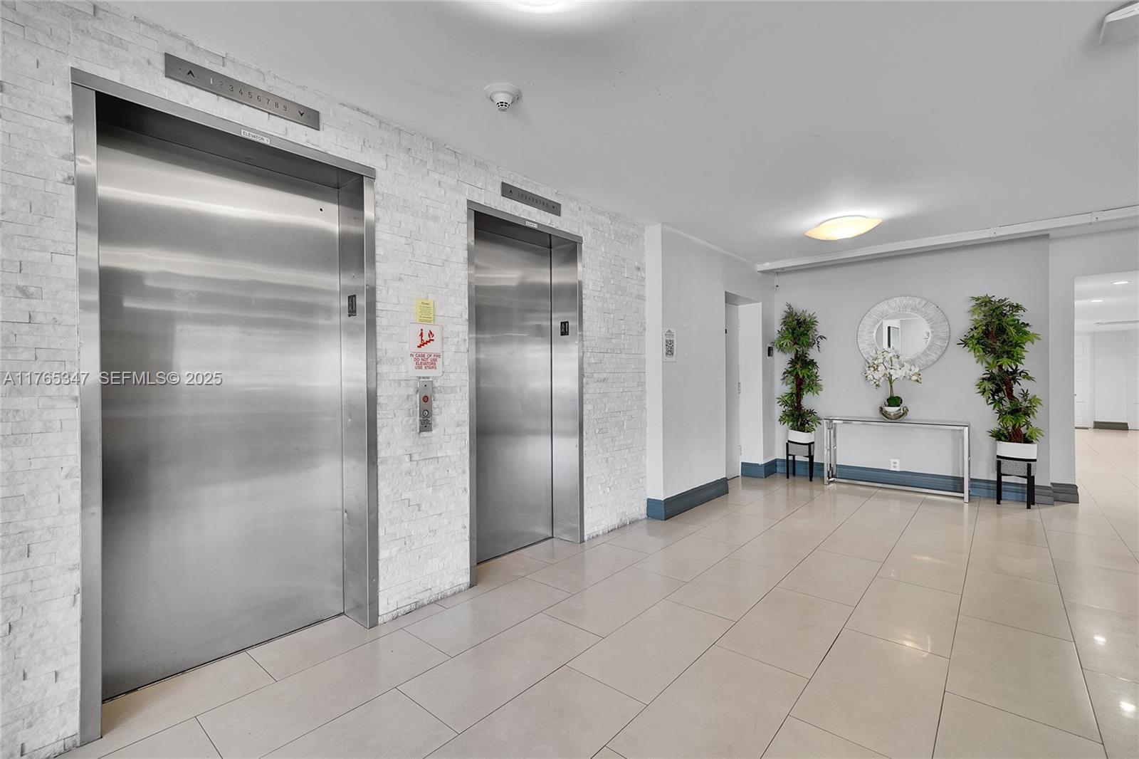 NO 22 PALM-AIRE COUNTRY C - Residential