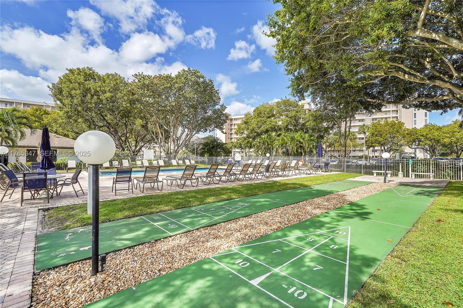 NO 22 PALM-AIRE COUNTRY C - Residential