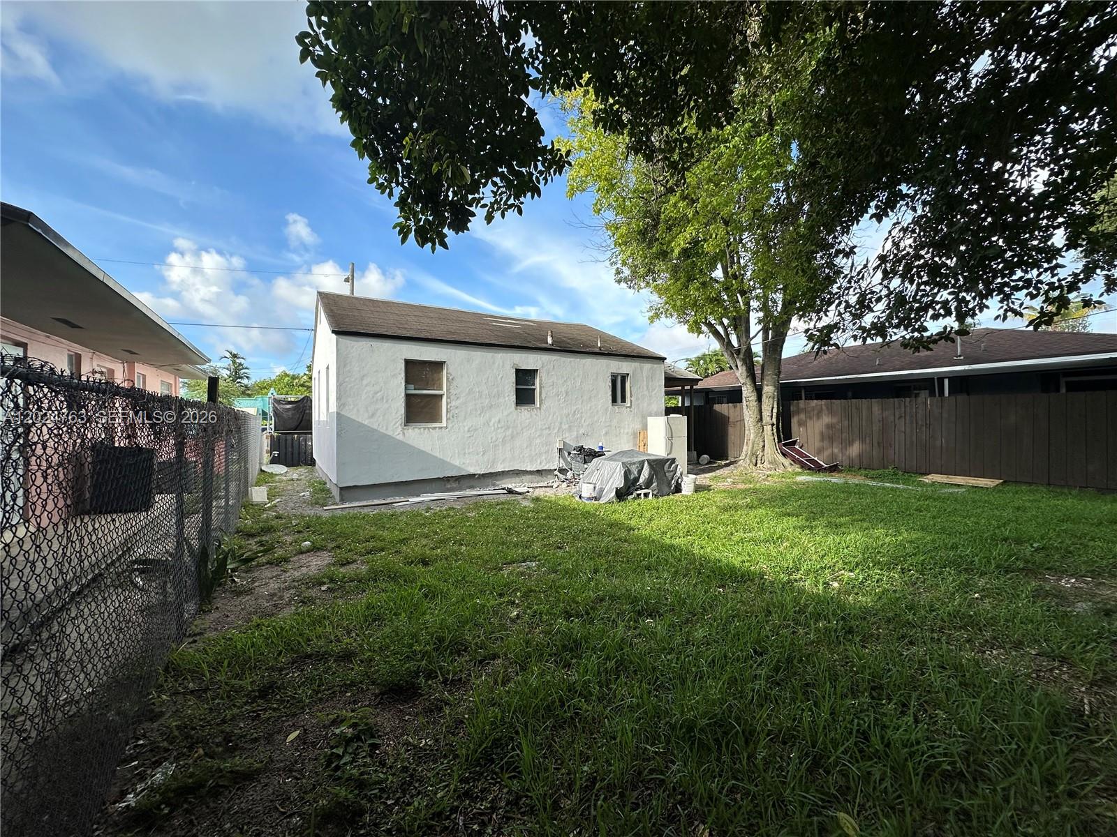 17TH AVE MANOR 2ND ADDN - Residential