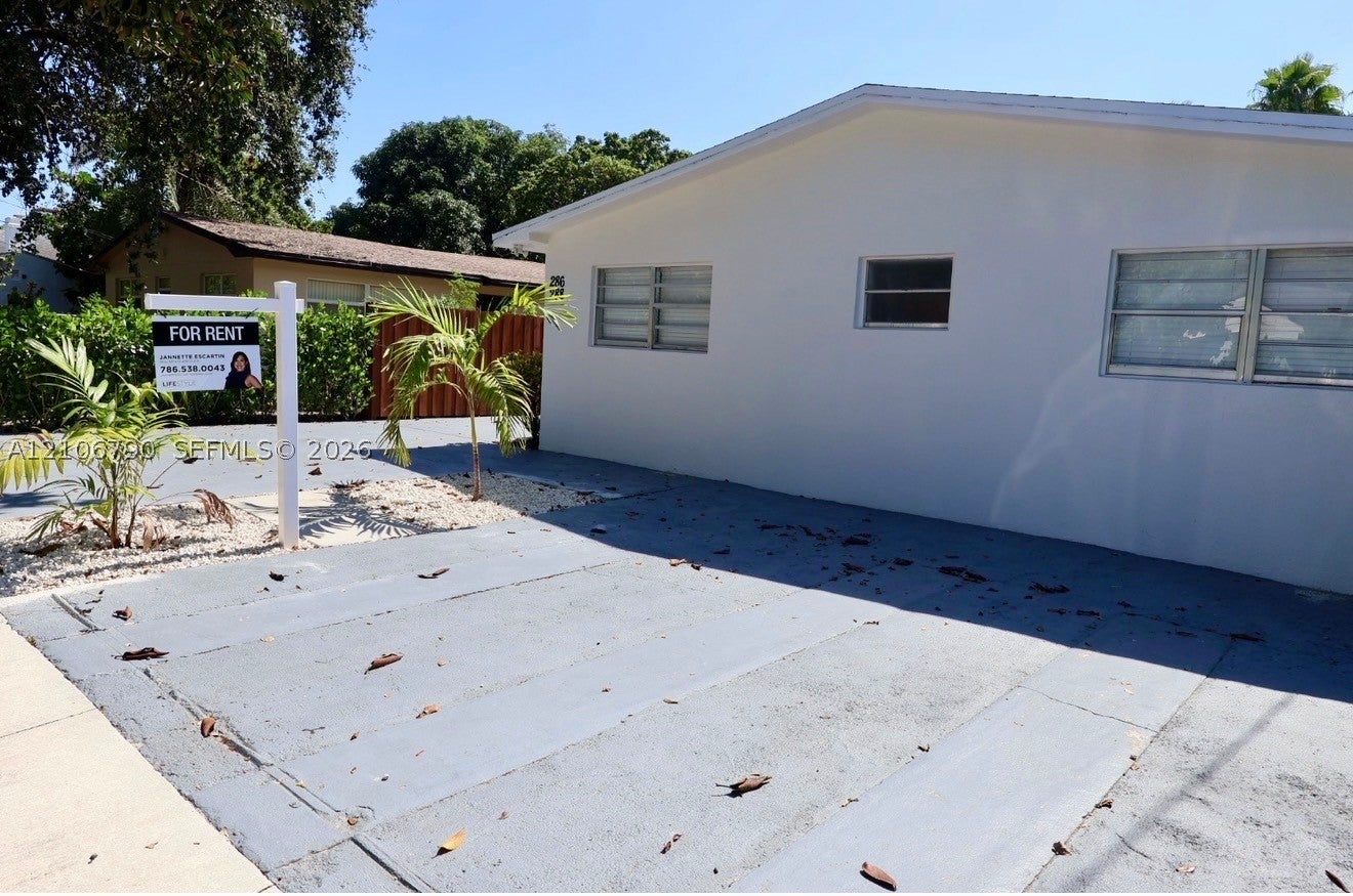 286 NW 39th St 0