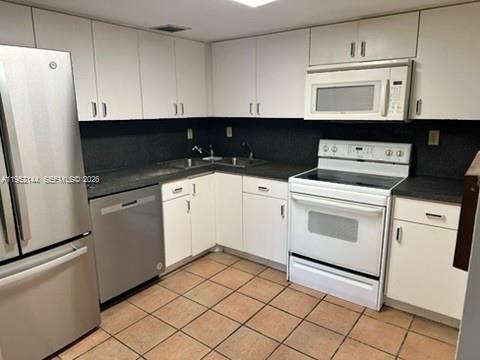 PALM CREST VILLAS CONDO - Residential