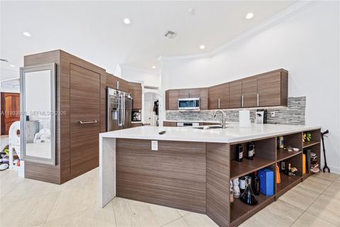 Photo of 2994 Oakbrook Dr, Weston, FL 33332 (MLS # A11933990)