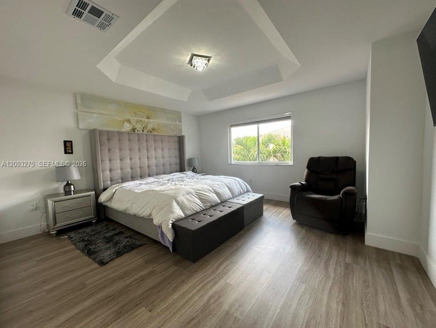 DORAL LANDINGS TOWNHOMES - Residential