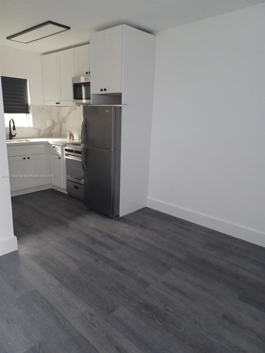 Completely renovated 1 bed / 1 bath in great location in Hollywood East of I95. Featuring brand new kitchen with quartz counter top and stainless steel appliances, renovated bathroom, new elegant flooring throughout. Enjoy an open concept living room with a high end touch. all windows are hurricane impact rated. Easy to show and fast approval.