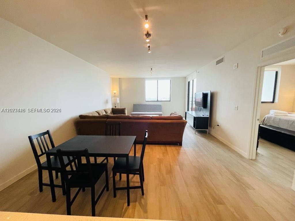 999 SW 1st Ave 2613