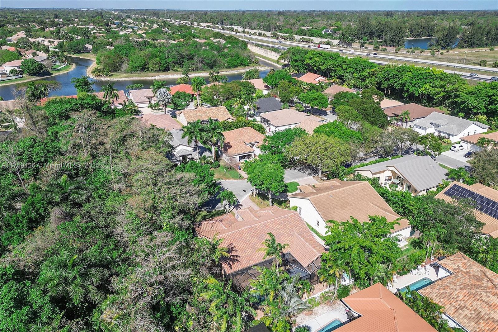 CORAL CREEK - Residential