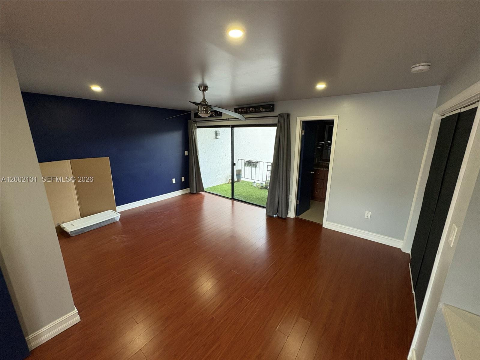 SPANISH VILLAS CONDO - Residential