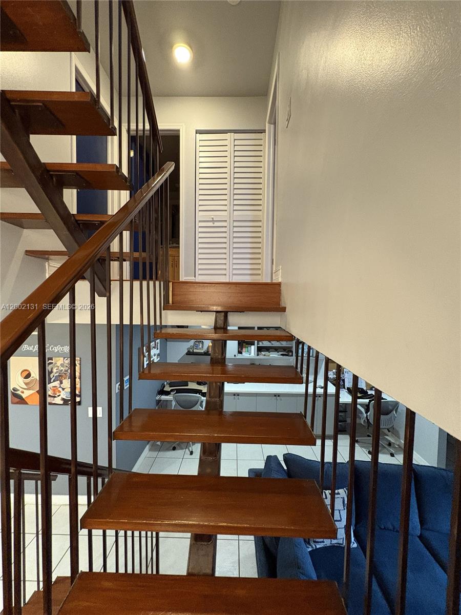 SPANISH VILLAS CONDO - Residential