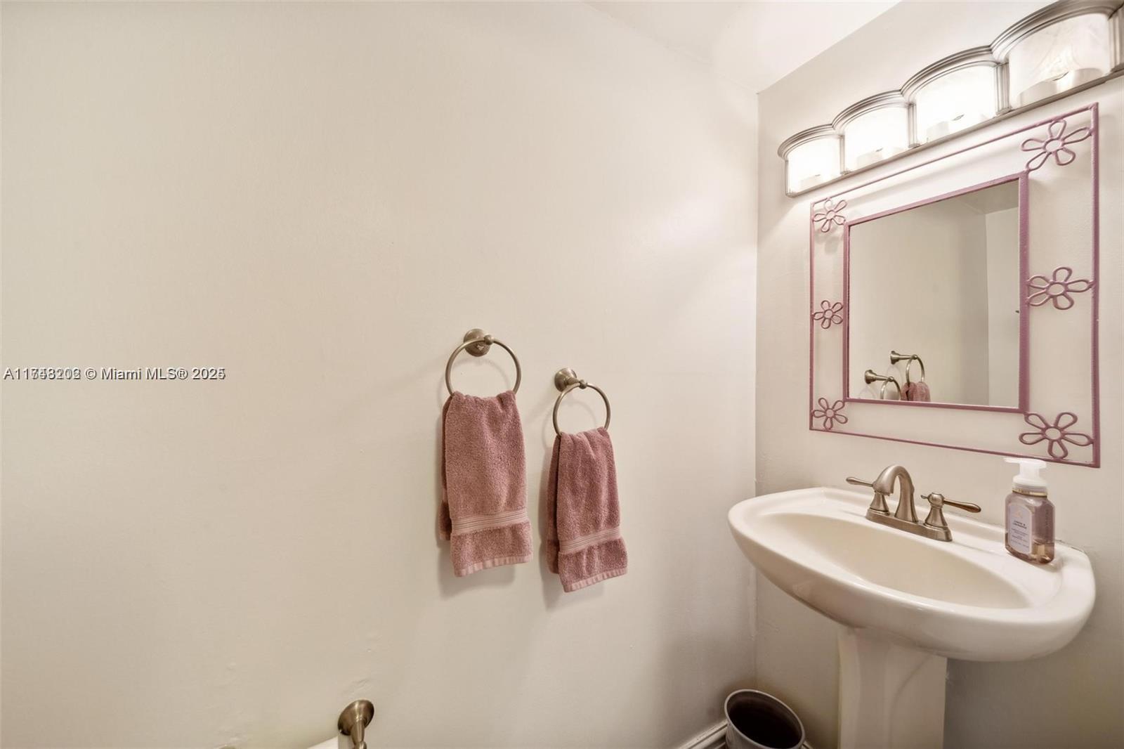 TENNIS CLUB TILDEN CONDO - Residential