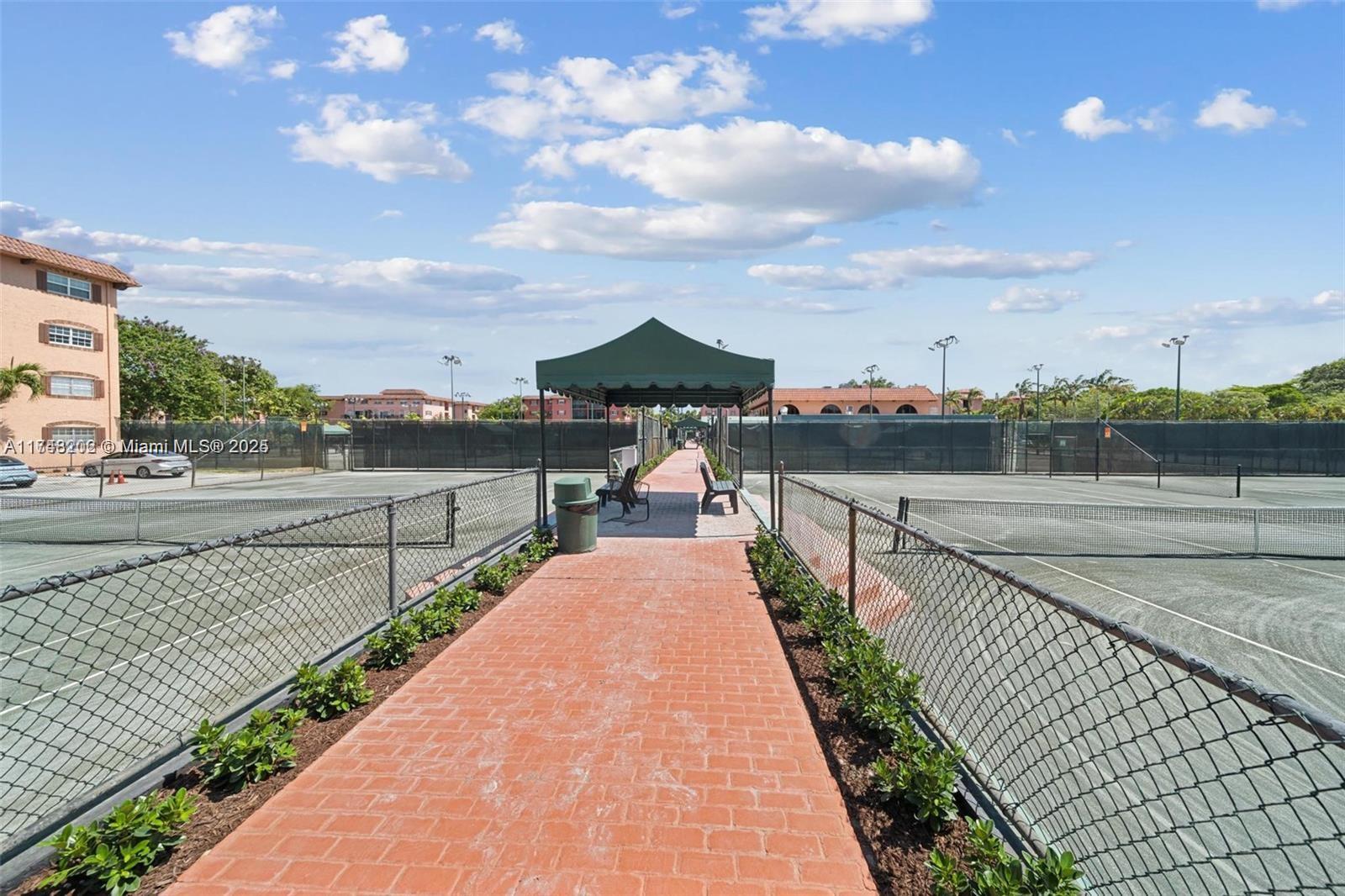TENNIS CLUB TILDEN CONDO - Residential