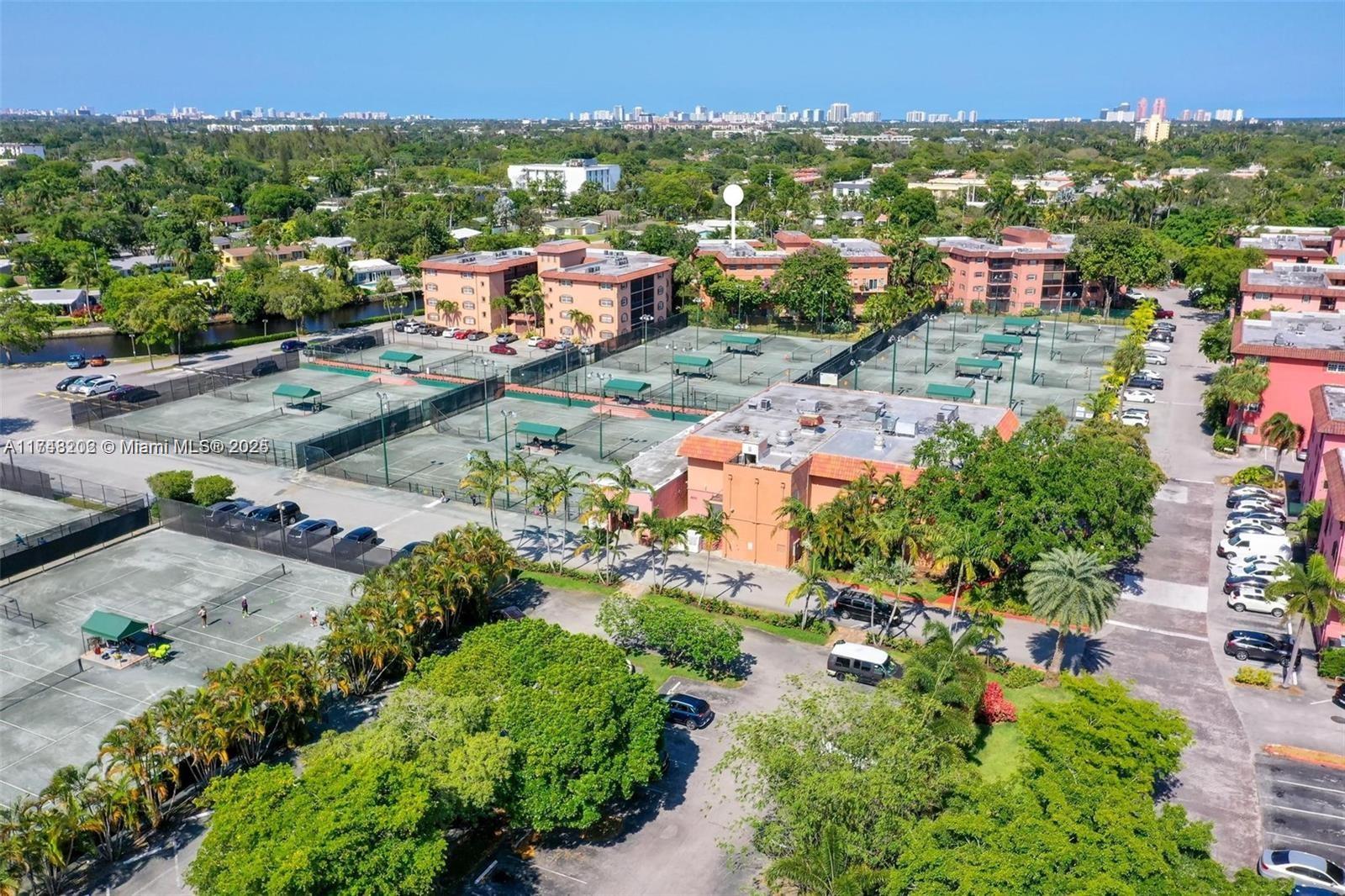 TENNIS CLUB TILDEN CONDO - Residential