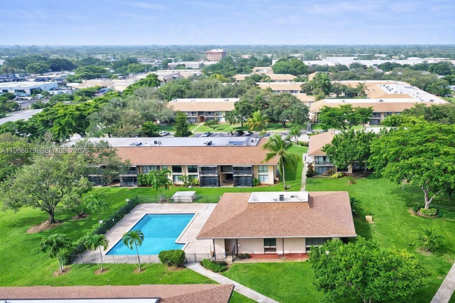 HAMPTON COURT CONDO - Residential