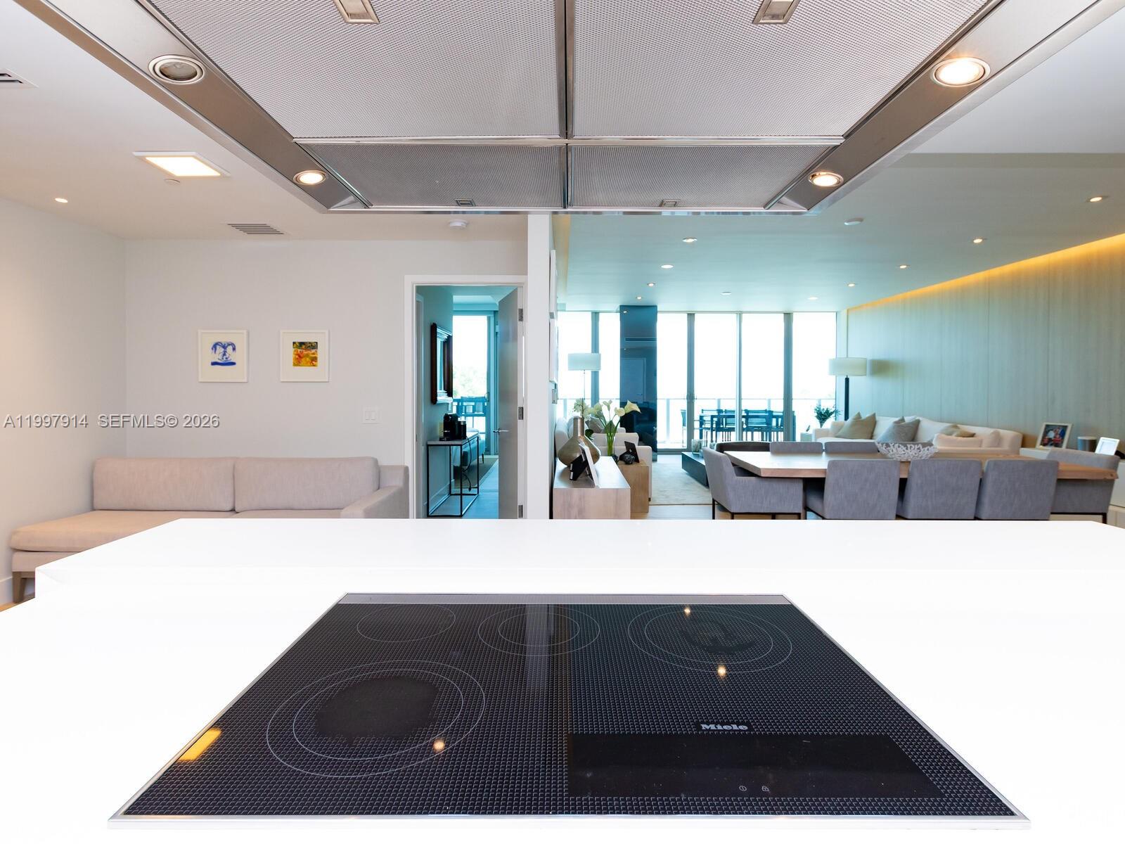 OCEANA KEY BISCAYNE CONDO - Residential Lease