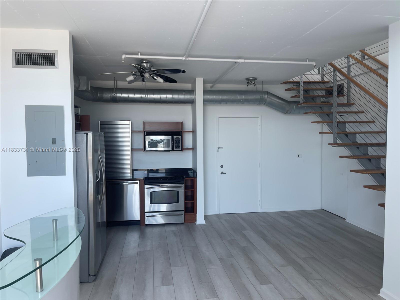 690 SW 1 CT PHII 19, Miami, FL, 33130 120398994 690 SW 1 CT PHII 19