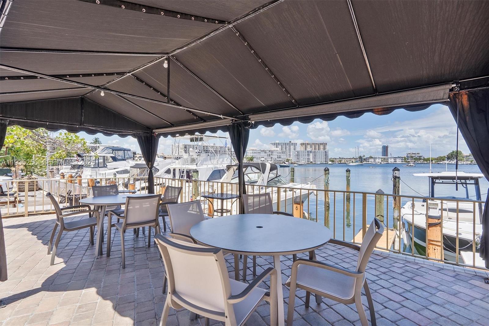 LAKE POINT TOWER CONDOMIN - Residential