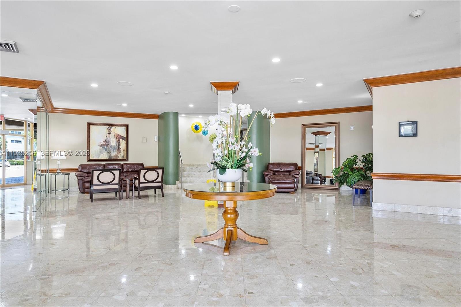 LAKE POINT TOWER CONDOMIN - Residential