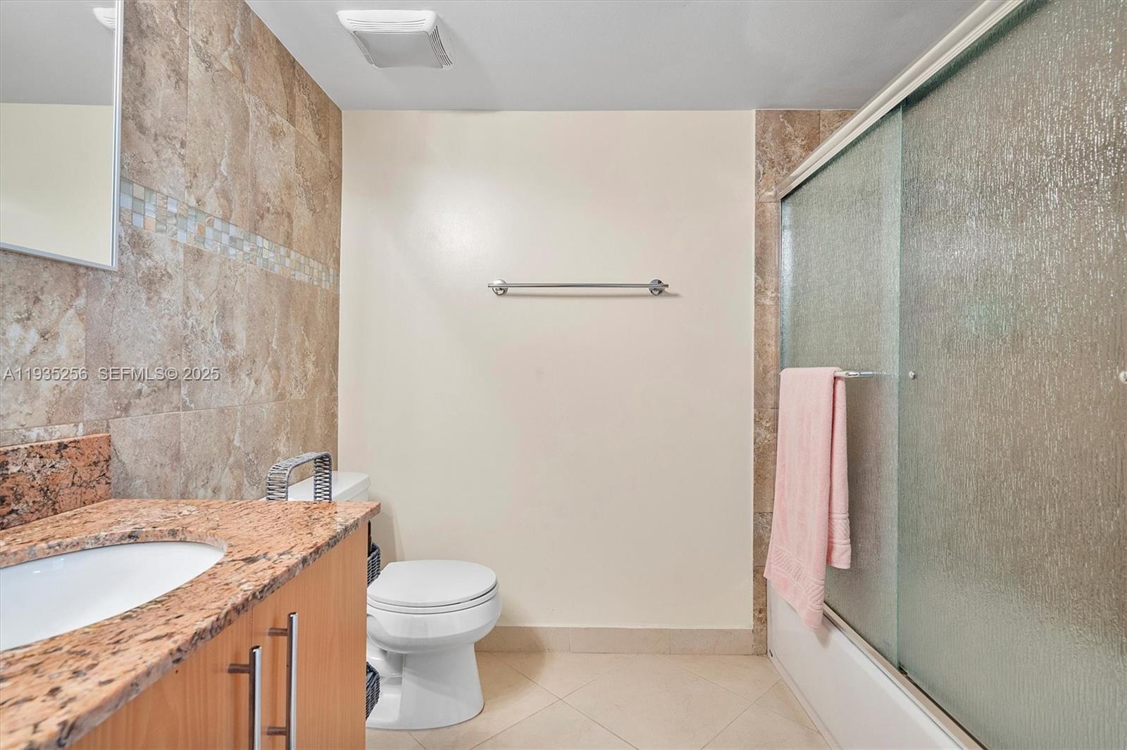 LAKE POINT TOWER CONDOMIN - Residential