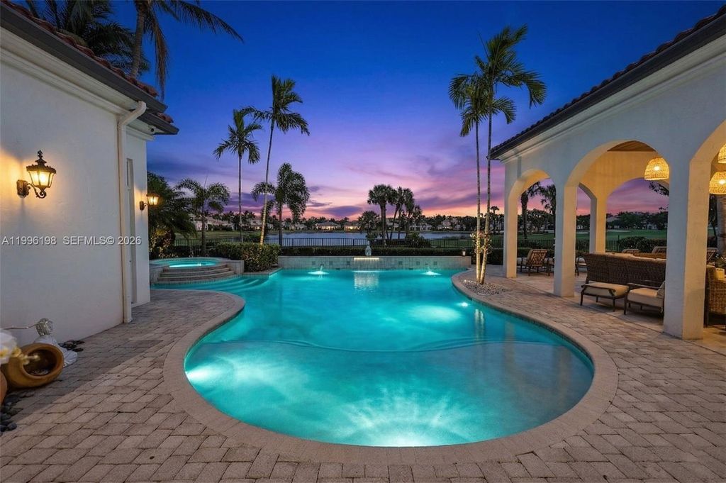 Photo of 678 Hermitage Cir, Palm Beach Gardens, FL 33410 (MLS # A11996198)