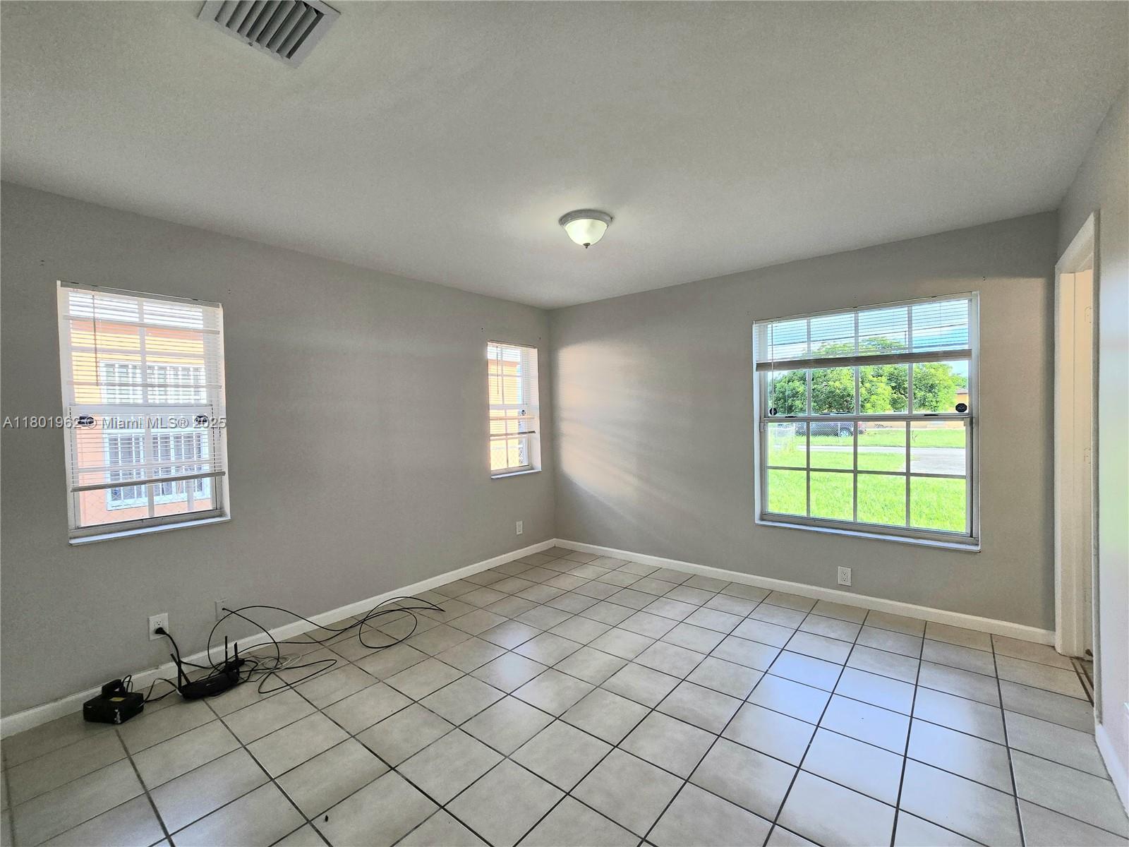 CENTRAL COMML HOMESTEAD - Residential