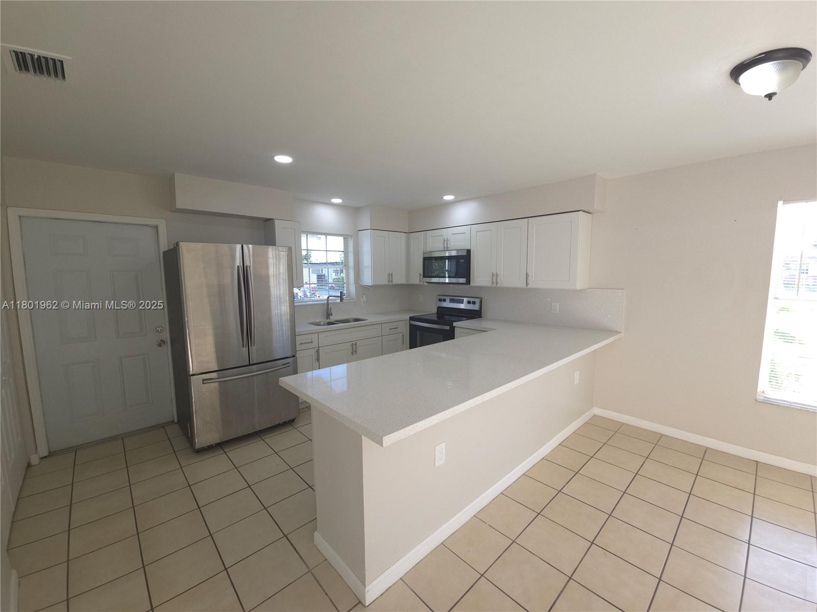 CENTRAL COMML HOMESTEAD - Residential