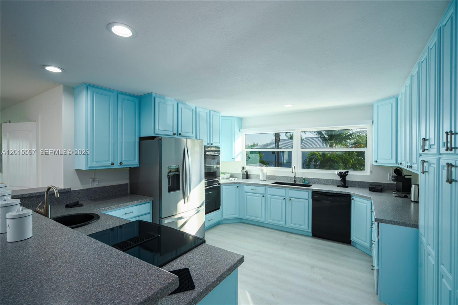 RIVERSIDE HARBOUR SUBDIVI - Residential